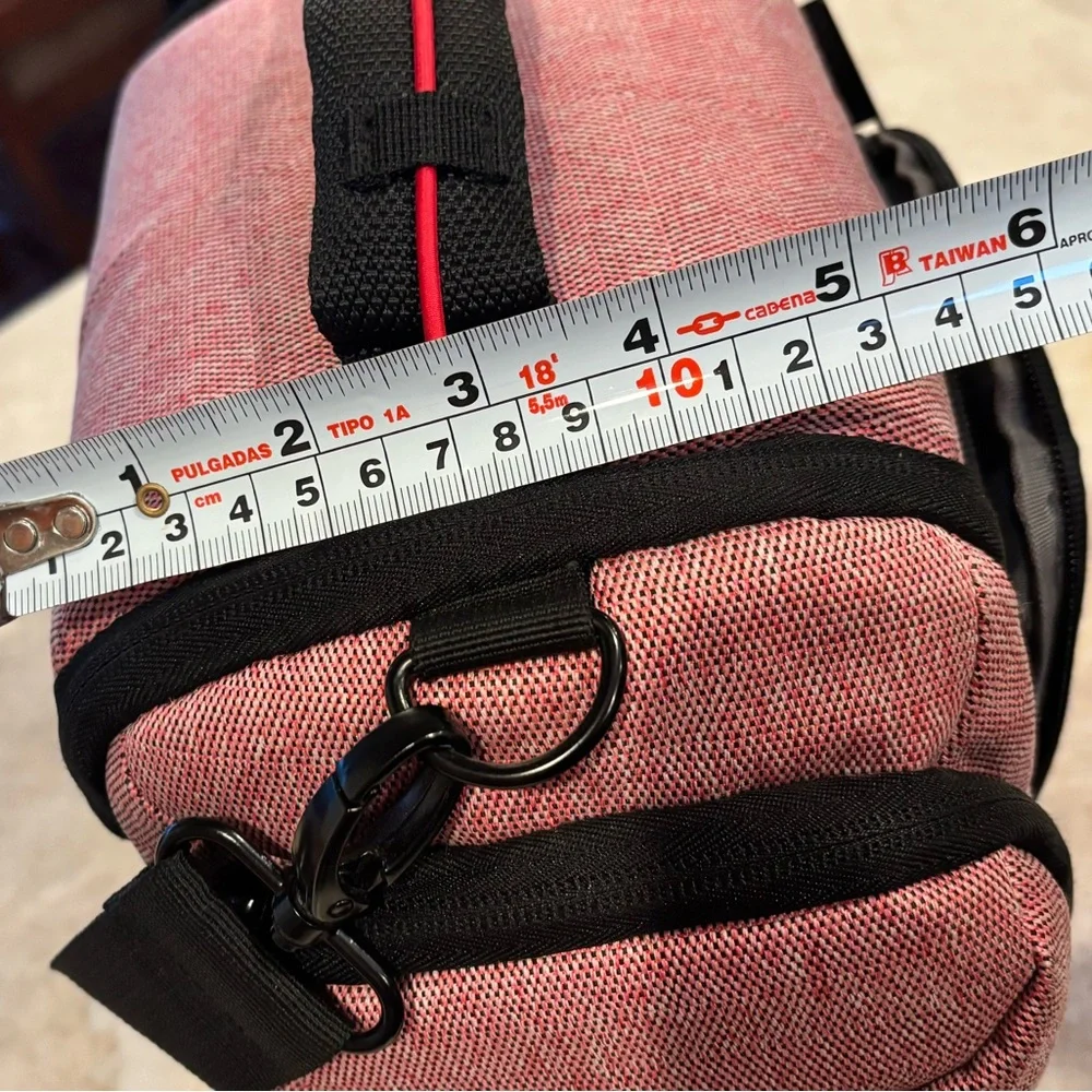 USA Gear pink camera bag, large